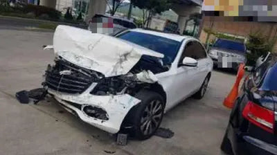 2019 Mercedes-Benz E 220 VIN: