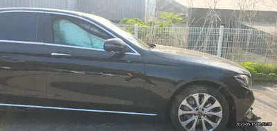 2017 Mercedes-Benz E 300 VIN: