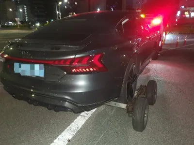 2022 Audi e-tron VIN: