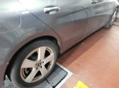 2017 Mercedes-Benz C 200 WDDWF4CB7HF510115 VIN:WDDWF4CB7HF510115