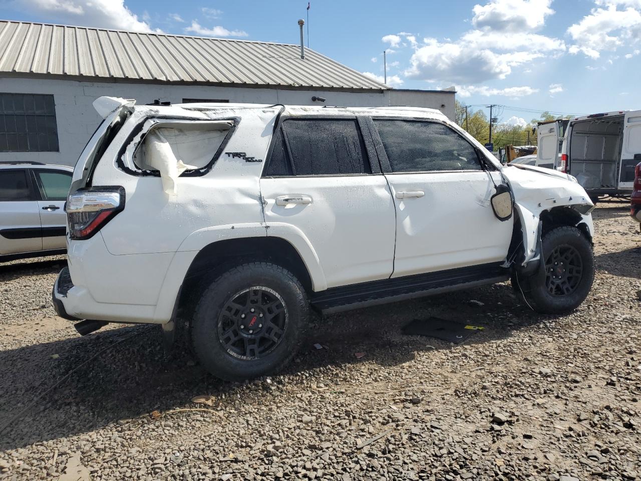 2024 TOYOTA 4RUNNER SR5 PREMIUM VIN:JTERU5JR5R6213604