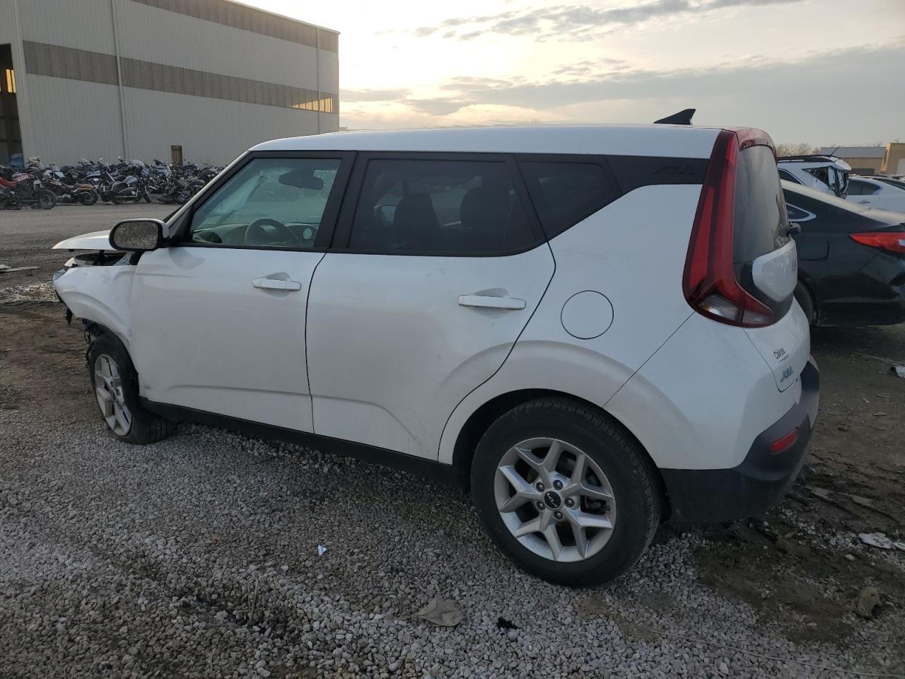 2022 KIA SOUL LX VIN:KNDJ23AU3N7168280