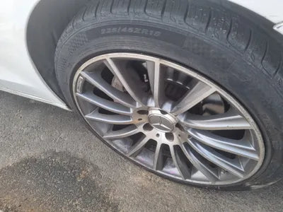 2019 Mercedes-Benz E 220 WDDZF0EB8KA661732 VIN:WDDZF0EB8KA661732