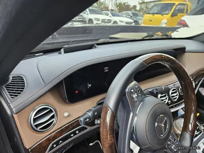 2019 Mercedes-Benz S 560 VIN: