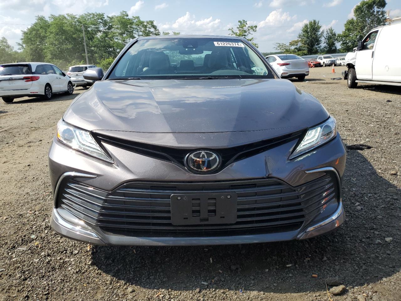 2022 TOYOTA CAMRY XLE VIN:4T1F11BK7NU065547