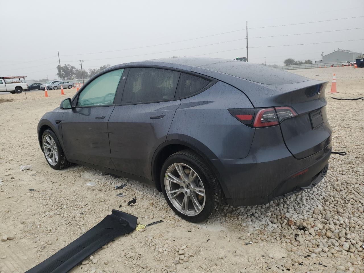 2023 TESLA MODEL Y  VIN:7SAYGDEE3PA191984