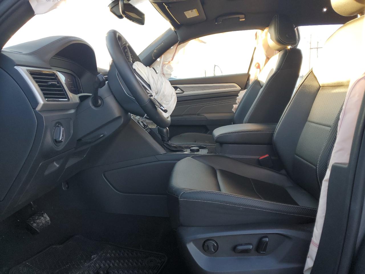 2022 VOLKSWAGEN ATLAS CROSS SPORT SE VIN:1V2KC2CA4NC228197