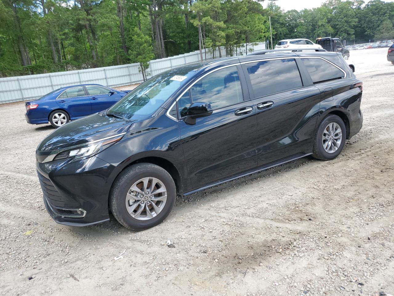 2023 TOYOTA SIENNA XLE VIN:5TDYRKEC3PS177379