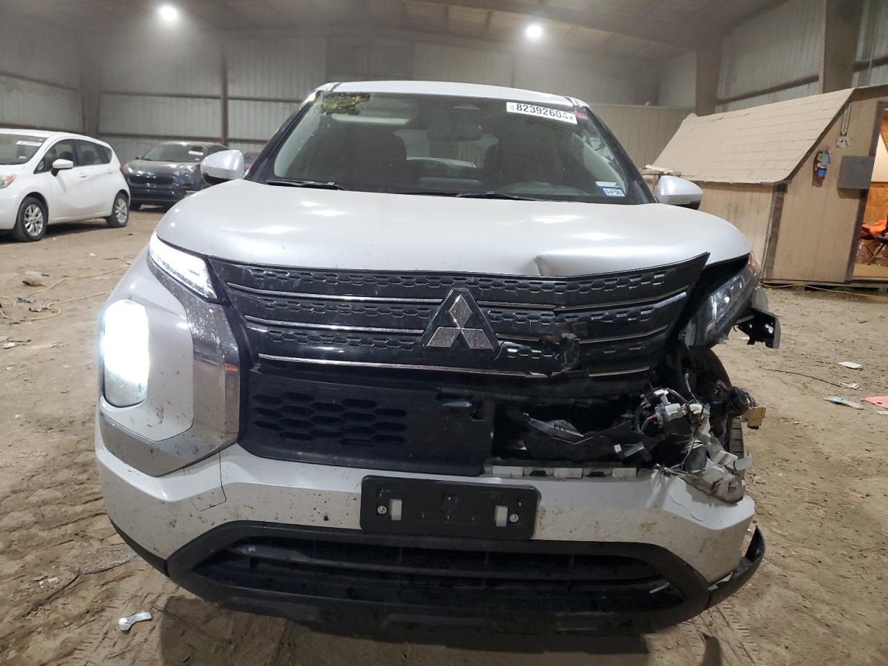 2023 MITSUBISHI OUTLANDER ES VIN:JA4J3TA82PZ009848