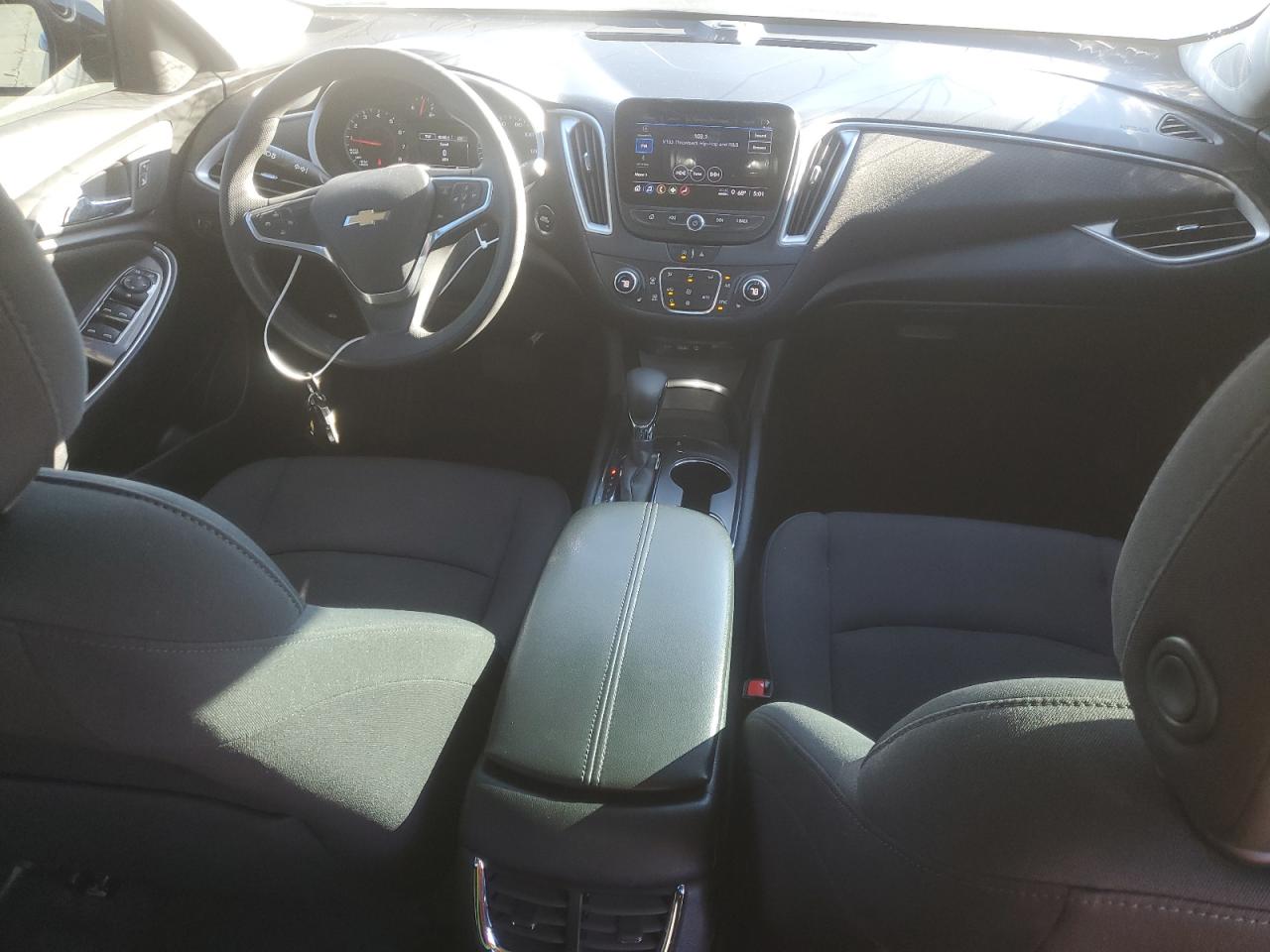 2022 CHEVROLET MALIBU LT VIN:1G1ZD5ST8NF119069