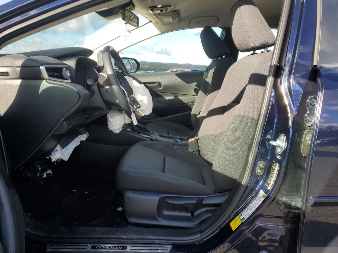 2024 TOYOTA COROLLA LE VIN:5YFB4MDE3RP102437