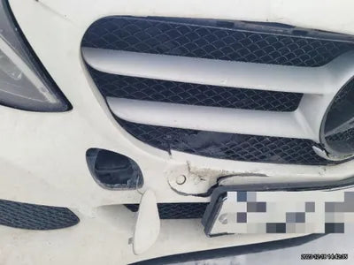 2015 Mercedes-Benz C 200 VIN: