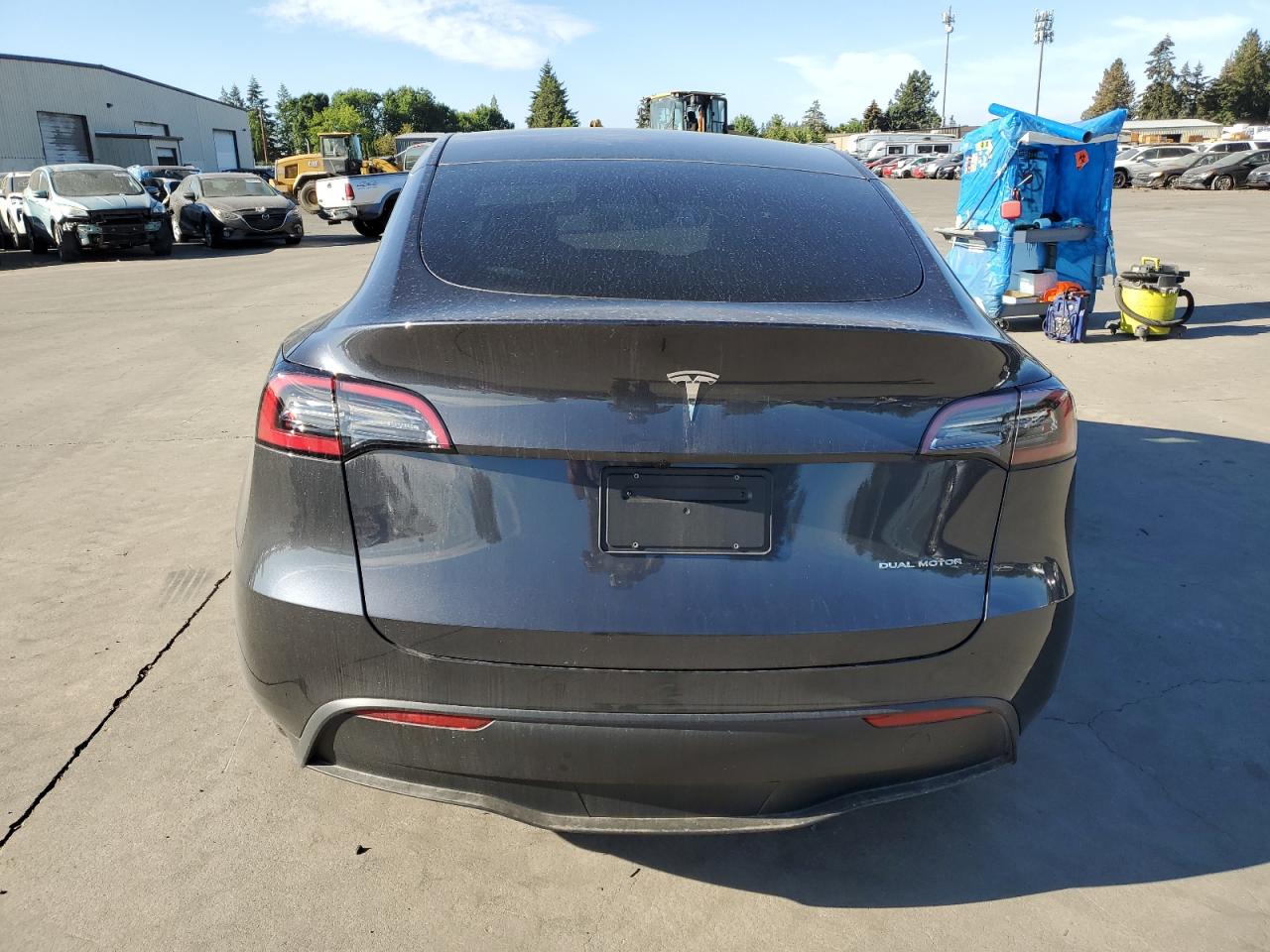 2024 TESLA MODEL Y  VIN:7SAYGAEE2RF080993