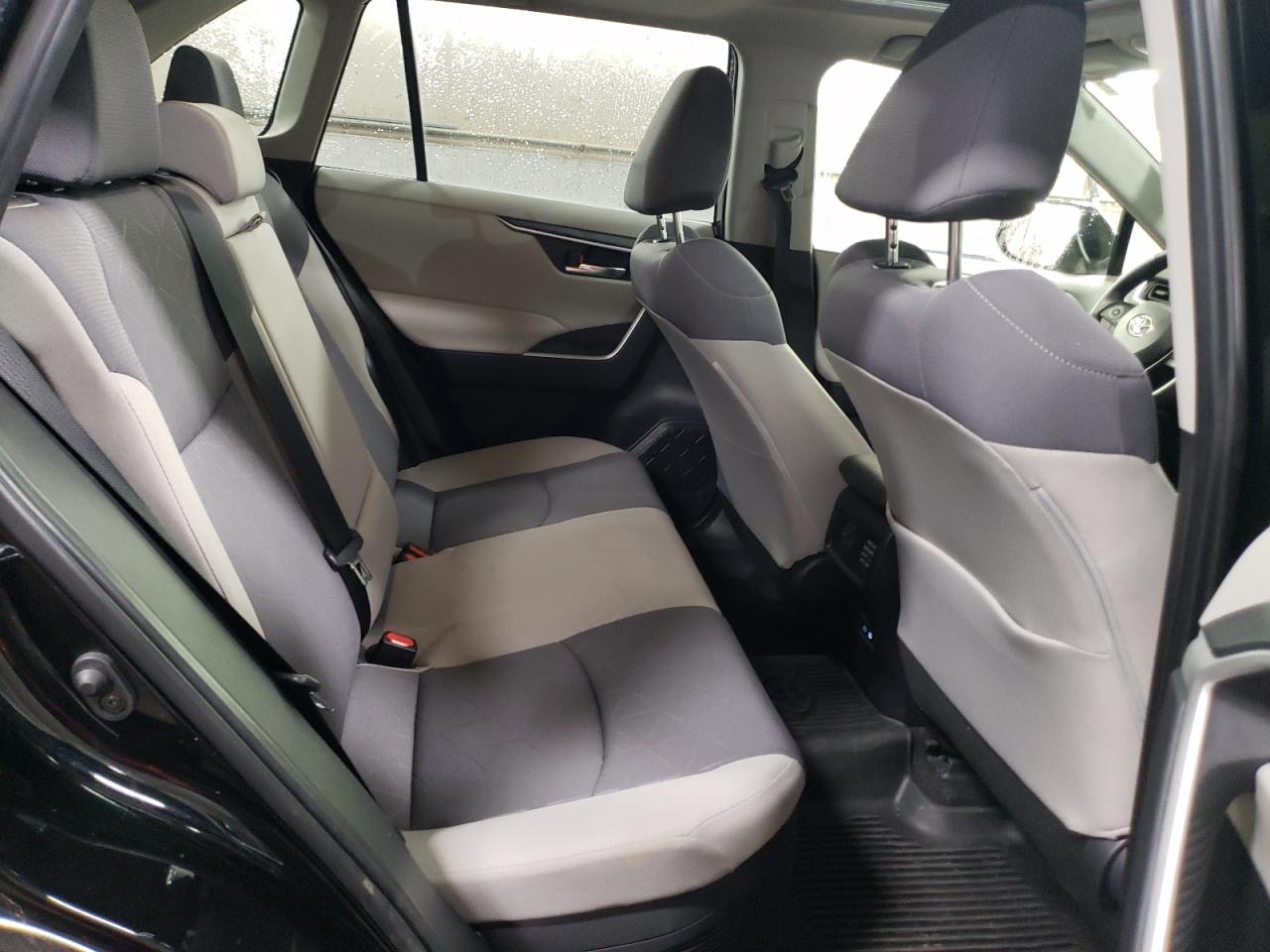 2023 TOYOTA RAV4 XLE VIN:JTMRWRFV7PD199631