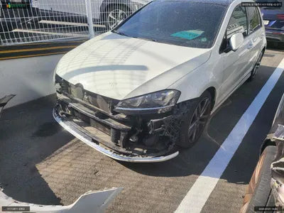 2016 Volkswagen Golf WVWZZZAUZGW261575 VIN:WVWZZZAUZGW261575