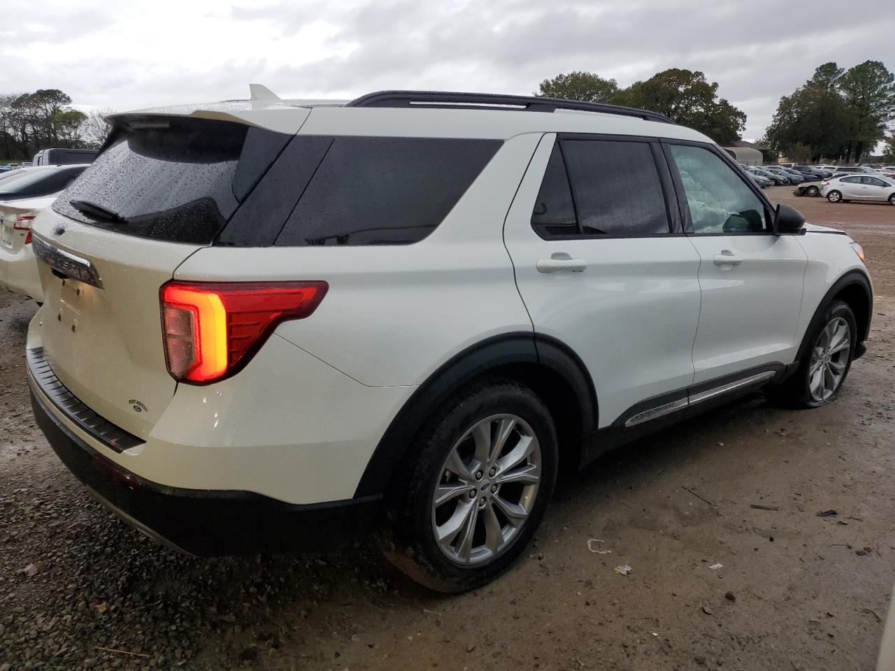 2023 FORD EXPLORER XLT VIN:1FMSK7DH5PGB40103