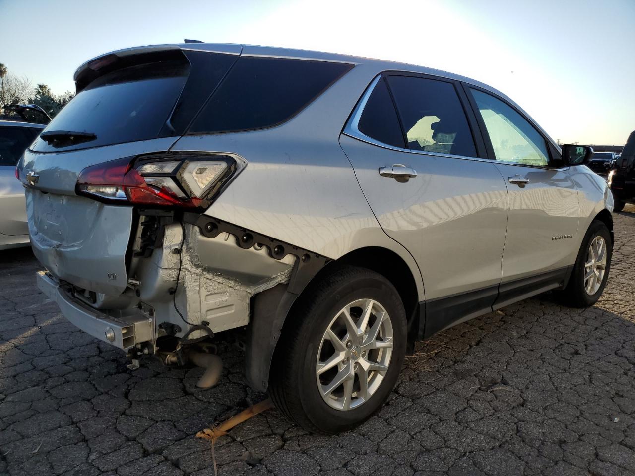 2022 CHEVROLET EQUINOX LT VIN:3GNAXKEV8NL223842