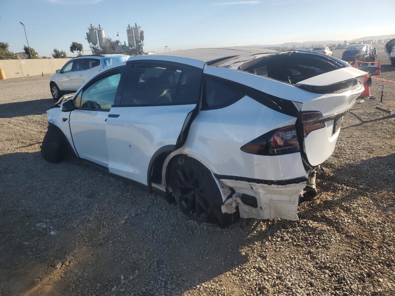 2023 TESLA MODEL X  VIN:7SAXCDE53PF380581