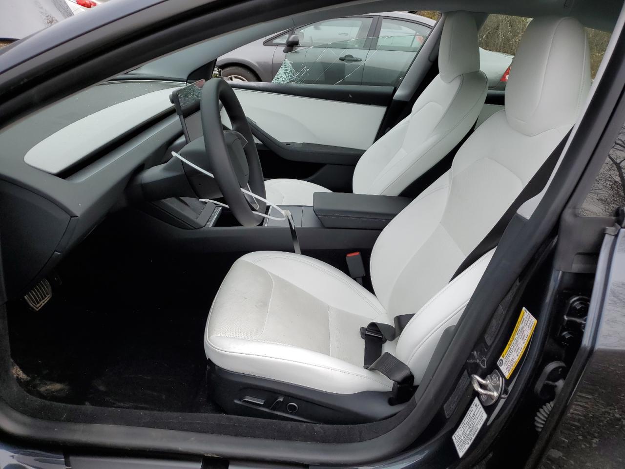 2024 TESLA MODEL 3  VIN:LRW3E7EB6RC200553