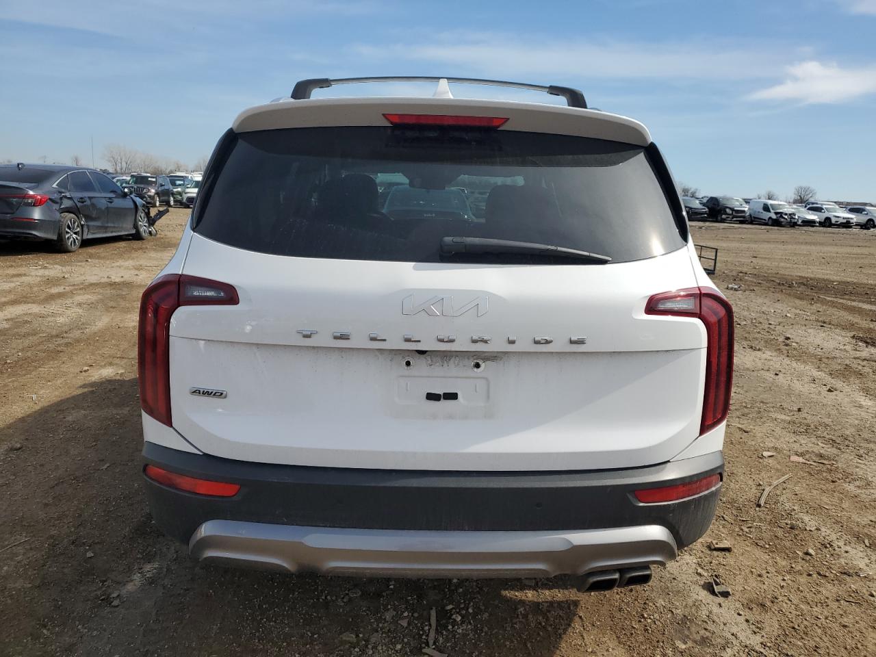 2022 KIA TELLURIDE S VIN:5XYP6DHC1NG324448