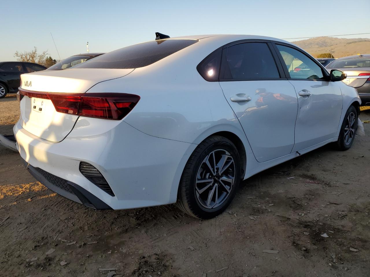 2022 KIA FORTE FE VIN:3KPF24AD9NE439709