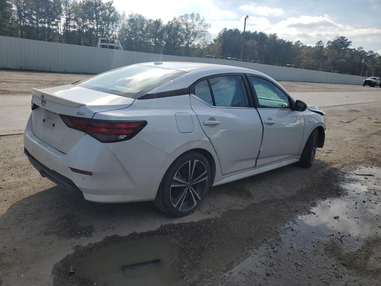 2022 NISSAN SENTRA SR VIN:3N1AB8DV3NY317581