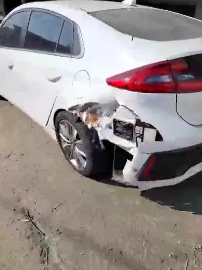 2018 Hyundai Ioniq KMHC851CGKU111744 VIN:KMHC851CGKU111744