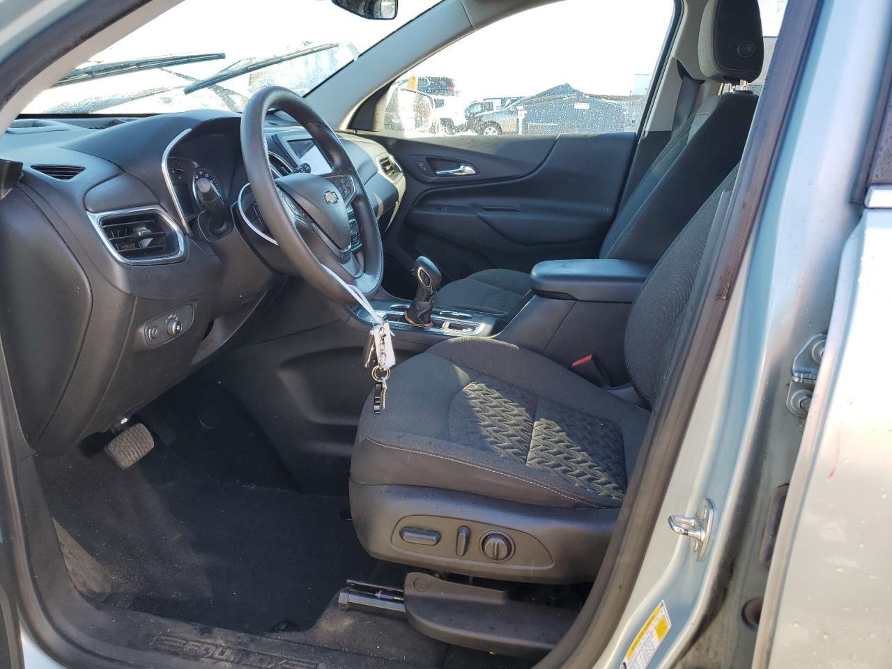 2022 CHEVROLET EQUINOX LT VIN:2GNAXKEV1N6135199