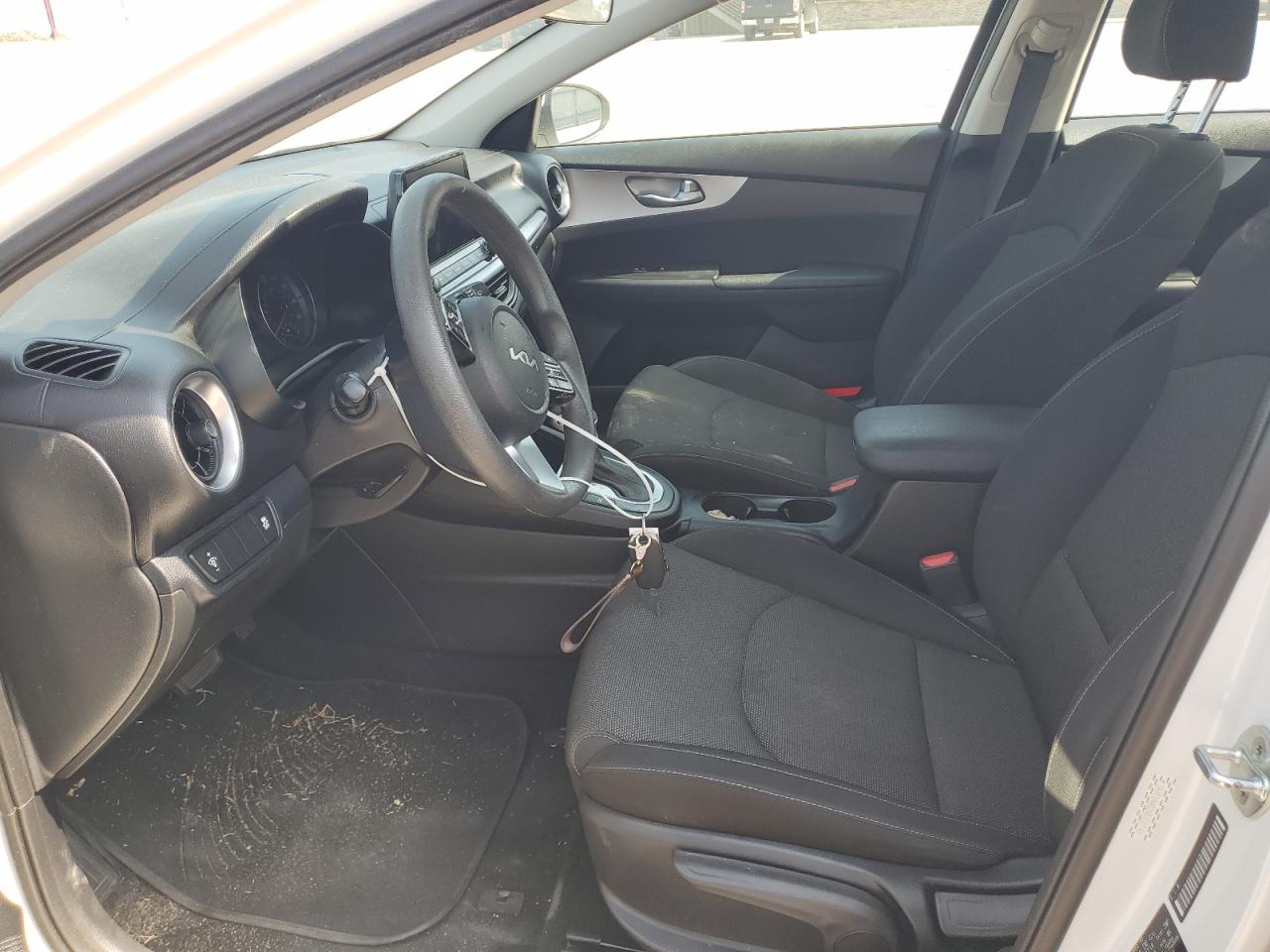 2022 KIA FORTE FE VIN:3KPF24AD2NE451748