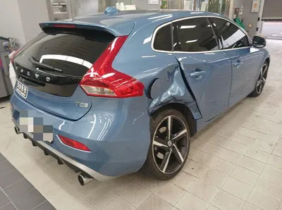 2016 Volvo V40 YV1MV40LDG2315312 VIN:YV1MV40LDG2315312