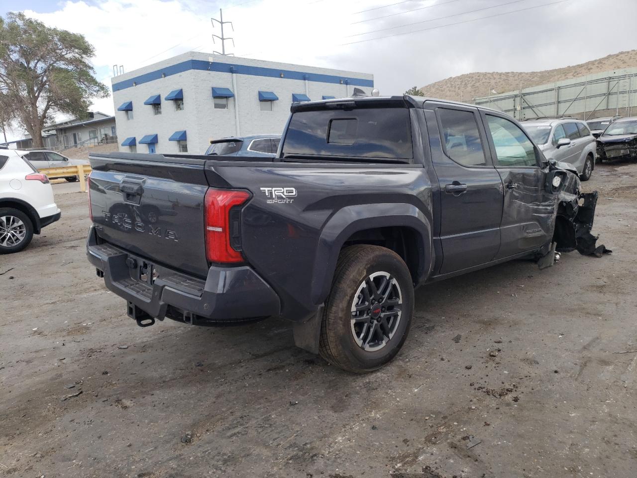 2024 TOYOTA TACOMA DOUBLE CAB VIN:3TMLB5JN2RM000719