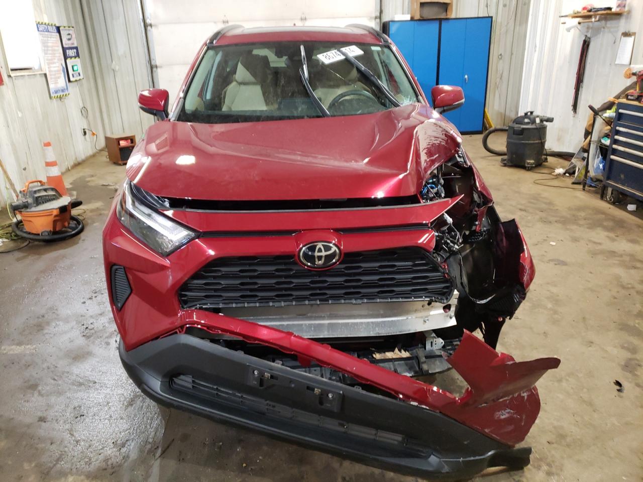 2023 TOYOTA RAV4 XLE VIN:2T3P1RFV8PW332227