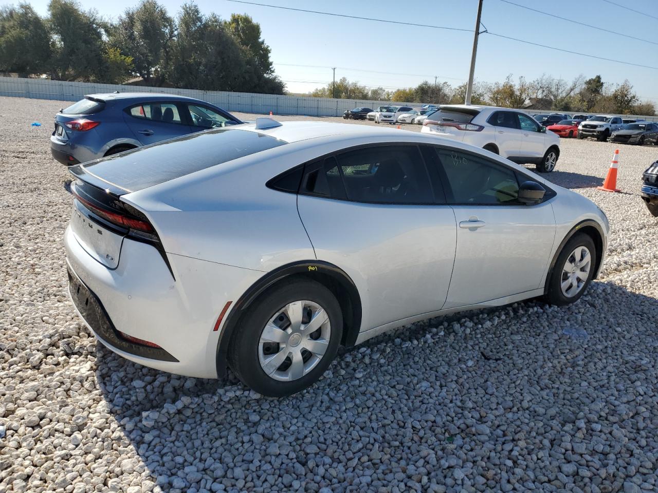 2023 TOYOTA PRIUS LE VIN:JTDACAAU6P3011869