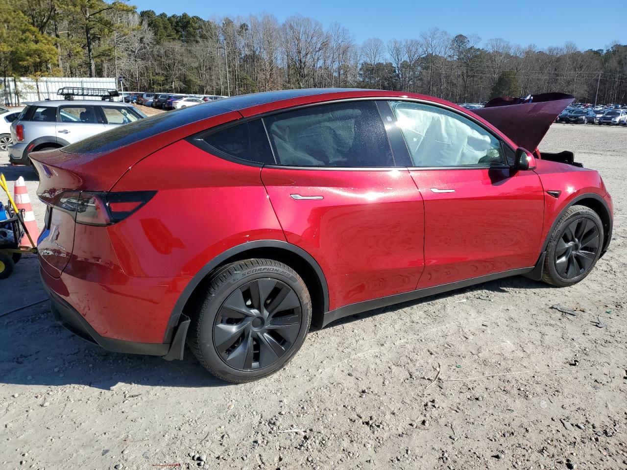 2024 TESLA MODEL Y  VIN:7SAYGDEE8RA308557