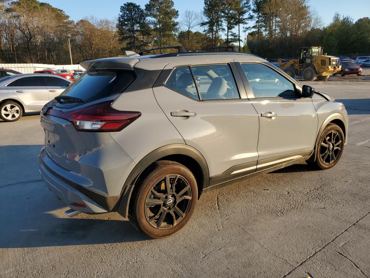 2024 NISSAN KICKS SR VIN:1C3CCBAB1EN238311