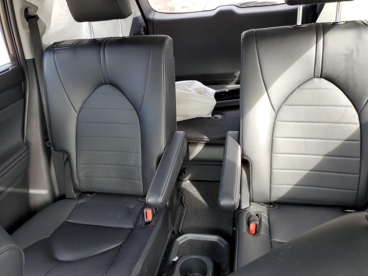 2024 TOYOTA HIGHLANDER LE VIN:5TDKDRAH1RS052642