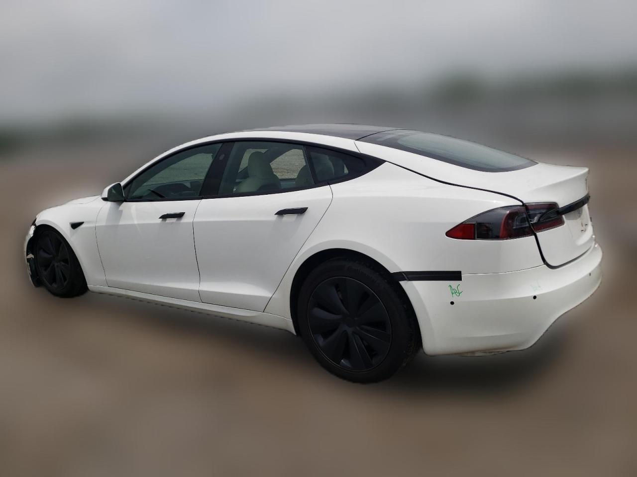 2022 TESLA MODEL S  VIN:5YJSA1E53NF471682