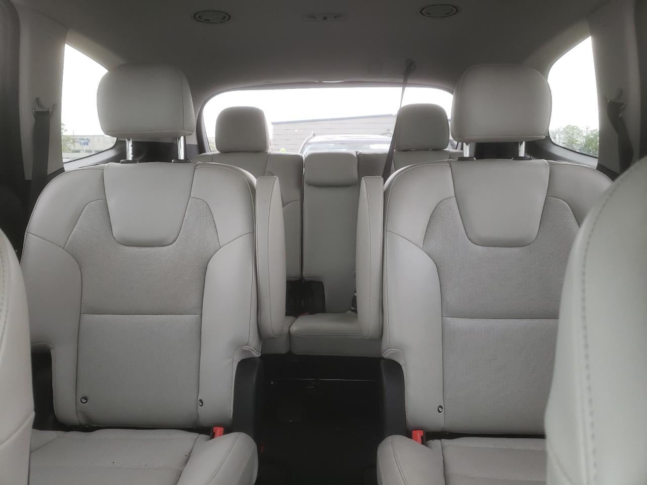 2022 KIA TELLURIDE S VIN:5XYP6DHC6NG240156