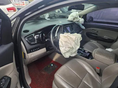 2018 Kia Carnival KNAME81ABKS449675 VIN:KNAME81ABKS449675