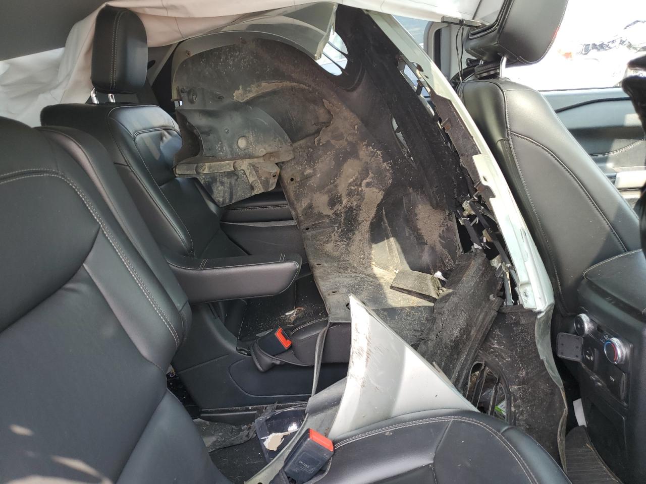 2022 FORD EXPLORER XLT VIN:1FMSK8DH1NGA64379