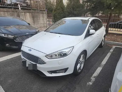 2015 Ford Focus VIN: