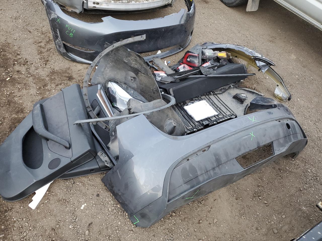 2023 TESLA MODEL Y  VIN:7SAYGDEE7PF706519