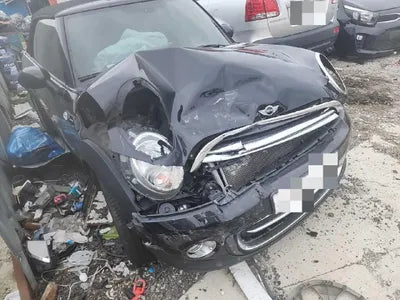 2015 MINI Cooper VIN: