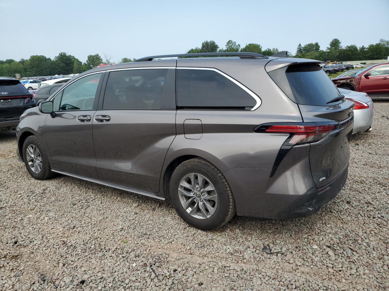 2022 TOYOTA SIENNA LE VIN:5TDKSKFCXNS062221