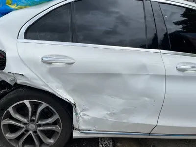 2015 Mercedes-Benz C 220 VIN: