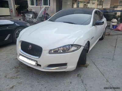 2015 Jaguar XF 704KMSAJAA05J0FDU VIN:704KMSAJAA05J0FDU