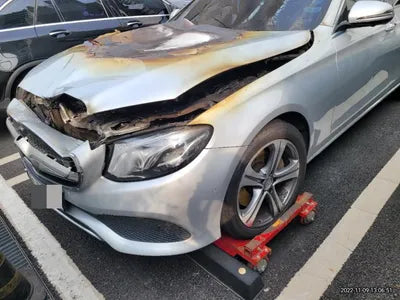 2017 Mercedes-Benz E 300 VIN: