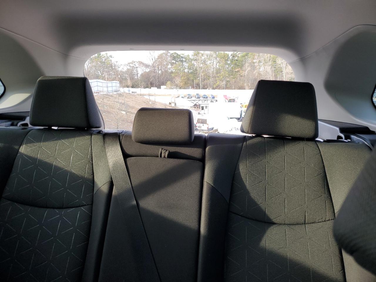 2022 TOYOTA RAV4 XLE VIN:2T3P1RFV8NW306319