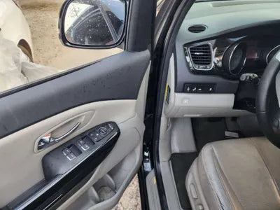 2019 Kia Carnival KNAME81ABKS471082 VIN:KNAME81ABKS471082