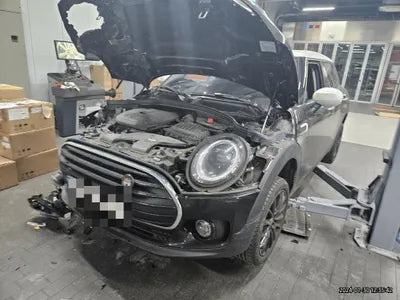2022 MINI Clubman VIN: